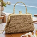 Women's Vintage Woven Straw Handbag – Elegant Kiss Lock