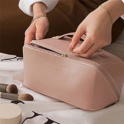 Women's Handbag Makeup Bag Cosmetic Bag PU Leather Travel